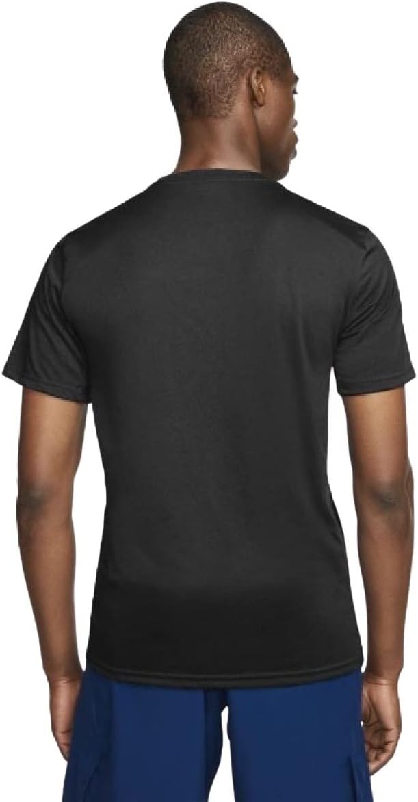 Nike Men's Dri-Fit Short Sleeve Training Shirt - Image 2